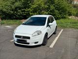 Fiat Punto 1.4 TÜV NEU, Zahnriemen Neu, Ku... - Fiat Punto aus 2009: 1.4