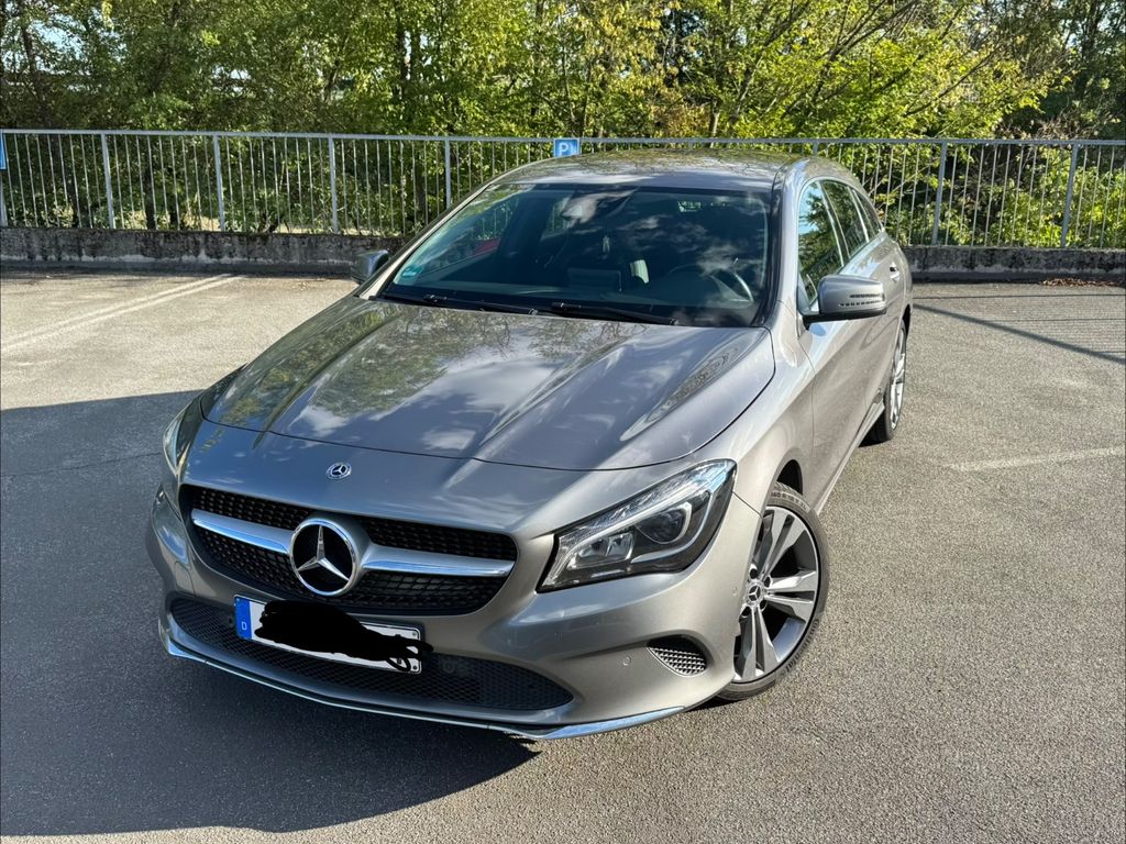 Image of Mercedes-Benz CLA 220 Shooting Brake