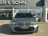 BMW 3 330i xDrive M Paket,R-Kamera,ACC,Hifi,Curved - BMW 330 Kombi M 330i paket mit Benzin-Antrieb