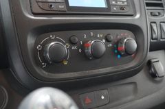 Fahrzeugabbildung Opel Vivaro B 1.6D KOMBI 8-SITZE L1H1 KLIMA/PDC/TEMP.