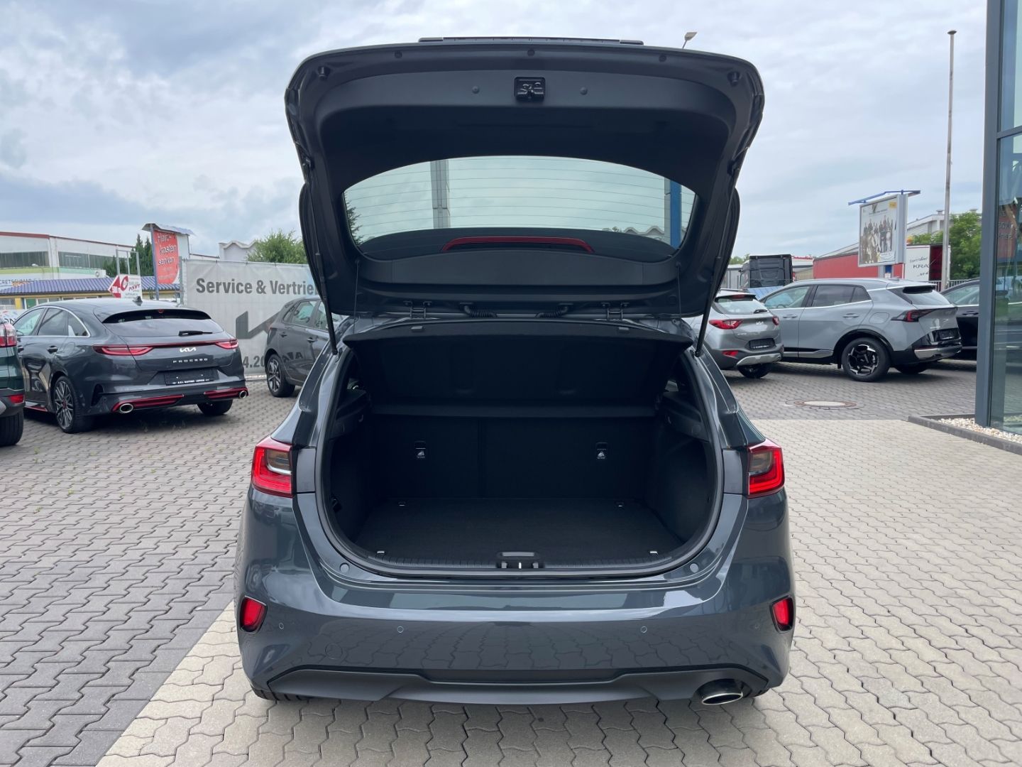 Fahrzeugabbildung Kia Ceed Ultimate LED totWinkAss Kamera Spurhalteass