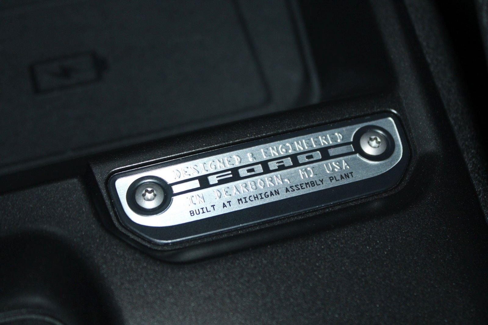 Fahrzeugabbildung Ford Bronco 2.7 l V6 Outer Banks 4x4 Automatik 1ST ED