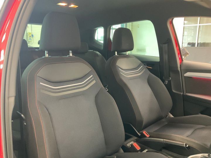 Fahrzeugabbildung SEAT Arona FR TSI DSG *Cam*LED*PDC*Sitzhzg*ACC*APP*