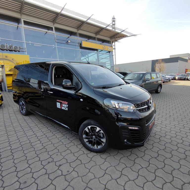 Fahrzeugabbildung Opel Zafira Life Tourer L 2.0D Aut.+Leder+Standh+Kame