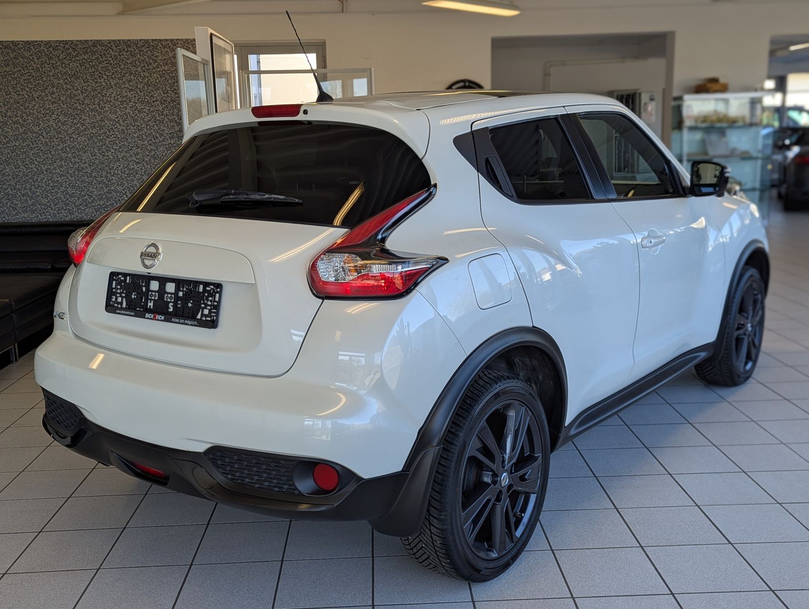 NISSAN Juke 1.6 Aut. Tekna BOSE Leder Kamera-360° EURO6 - Image 7