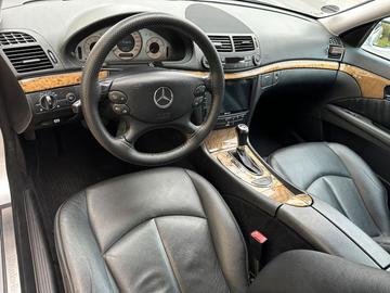 صورة 5 لـ 2006 Mercedes-BENZ E 280