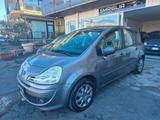 Renault Modus Grand 1.2 16V - graue Renault Grand Modus