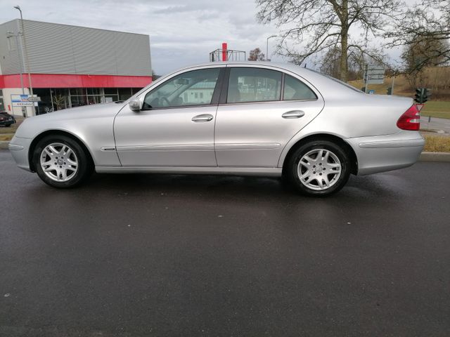 Mercedes-Benz E 270 CDI ELEGANCE 