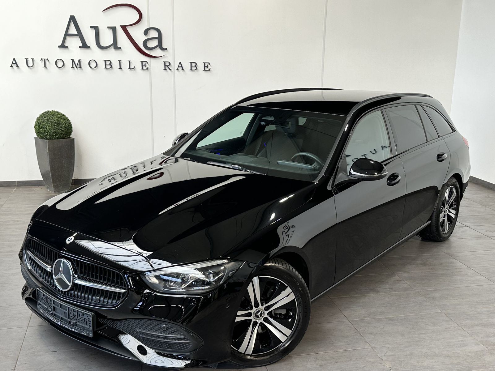Fahrzeugabbildung Mercedes-Benz C 220d T Avantgarde NAV+LED+KAM+VCOCKPIT+CARPLAY