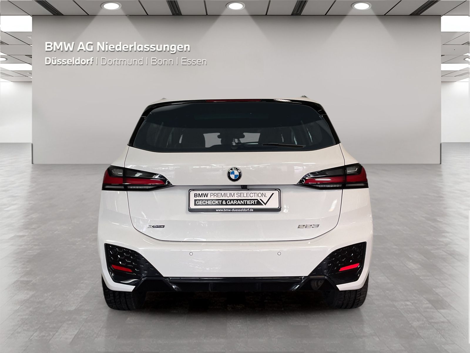 BMW 223 Active Tourer - Bild 9