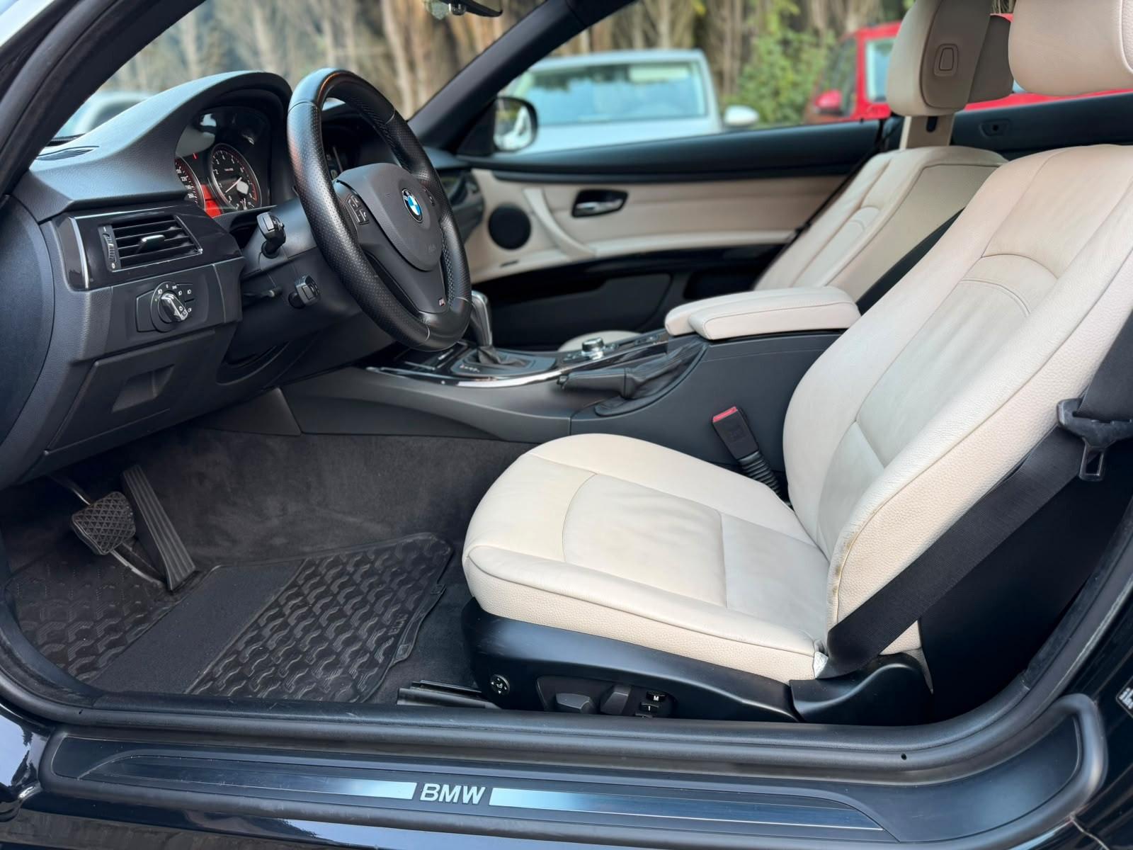BMW 330 i Cabrio *Automa./Navi/SHZ/Leder/Tüv 02/2028