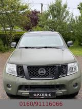 Nissan Pathfinder 2.5 dCi XE STIER BUNDESWEHR - : Geländewagen, Bundeswehr