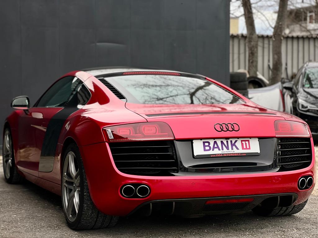 Audi R8