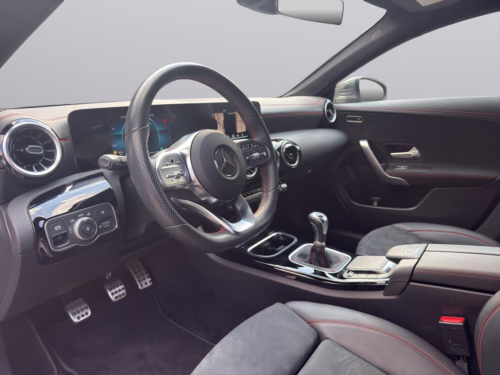 Mercedes-Benz CLA 180 SB AMG 360°KAM CARPLAY, миниатюра 10