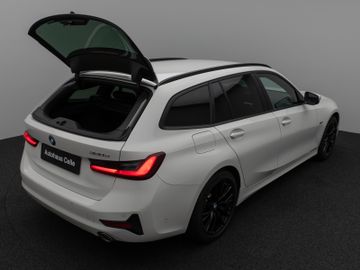 Fahrzeugabbildung BMW 320e 360°Laser DAB HiFi WLAN Komfort Alarm Sport