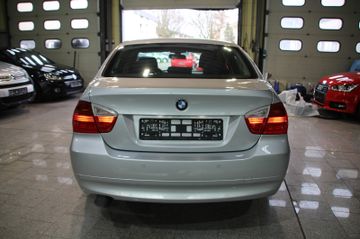 BMW 320 - 6