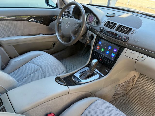 Fahrzeugabbildung Mercedes-Benz E 280 Aut.+NaviZB+Kamera+SHZ+Xenon+BT