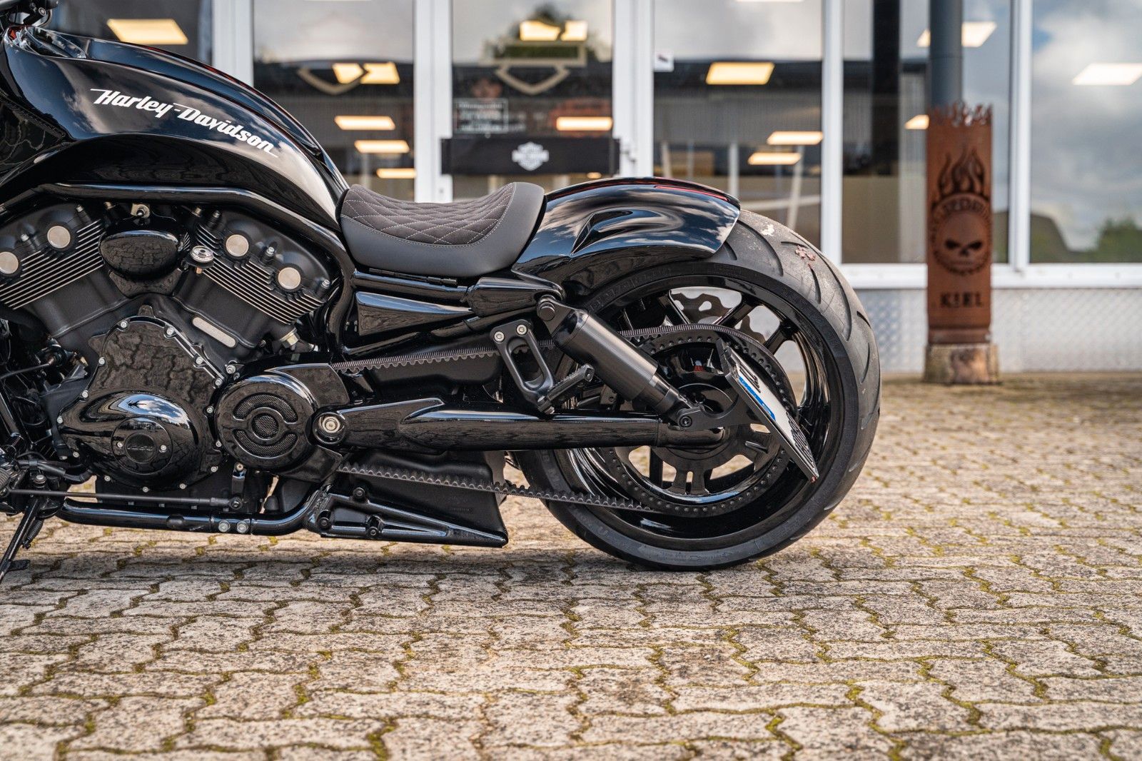 Fahrzeugabbildung Harley-Davidson VRSCDX Night Rod Special AIRRIDE 280 BadBoyCusto