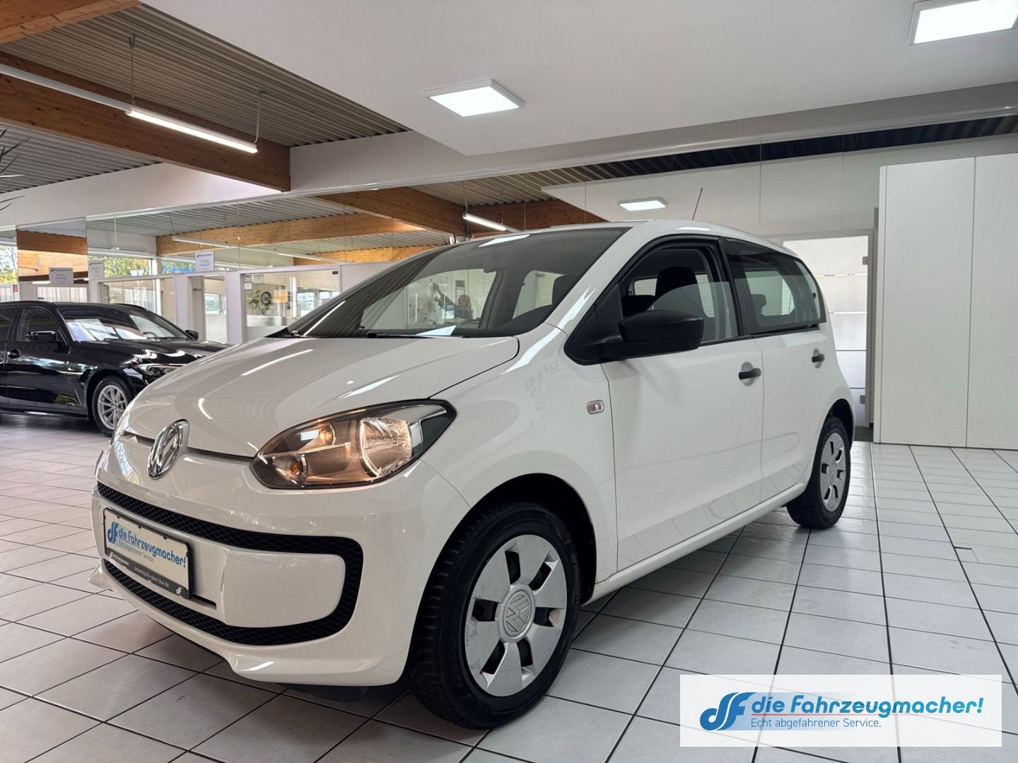 Fahrzeugabbildung Volkswagen up! take GA teilb.Rücksb AUX MP3 CD Tagfahrlicht