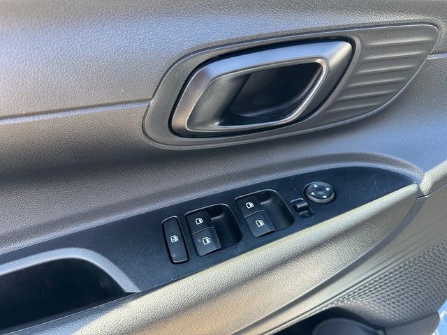 Fahrzeugabbildung Hyundai i20 1.2l Select TEMPOMAT+KAMERA+DIGICOCKP+++