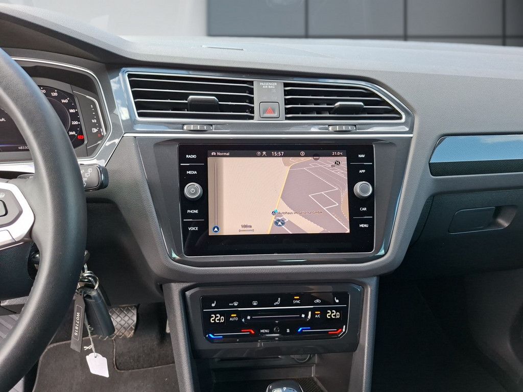 Tiguan 2.0 TSI Elegance 4Motion *DSG*STANDH*AHK*
