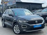 Volkswagen T-Roc 2.0 TDI Sport++Finanzierung++Garantie++ - 0 Prozent Finanzierung Angebote: Auto gebraucht
