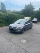Hyundai i20 1.2 FIFA World Cup EDITION FIFA World Cu... - Hyundai i20 Gebrauchtwagen in Wuppertal