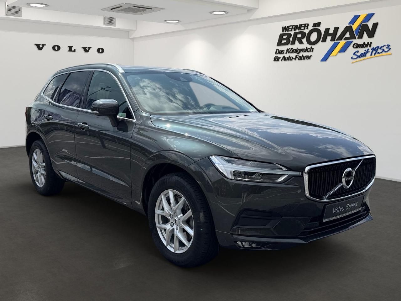 Fahrzeugabbildung Volvo XC60 D4 Geartronic Momentum 2WD