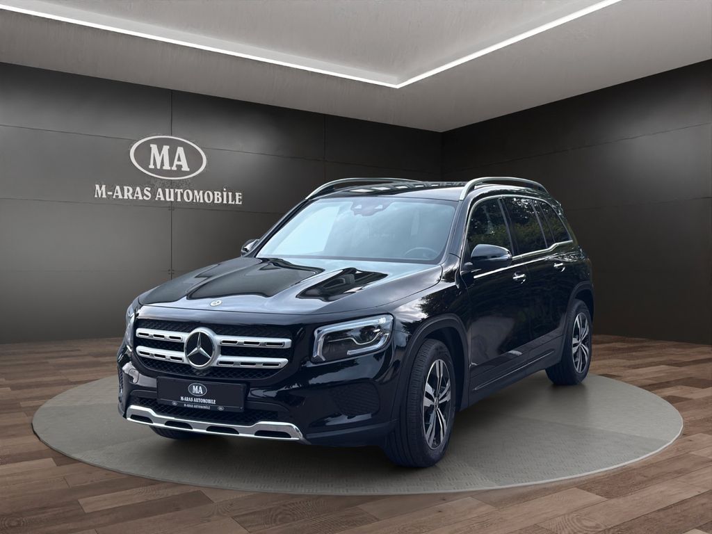 Mercedes-Benz GLB 220
