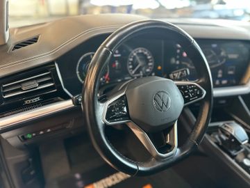 Volkswagen Touareg 4Motion eHybrid *1.Hand*HeadUP*Voll*