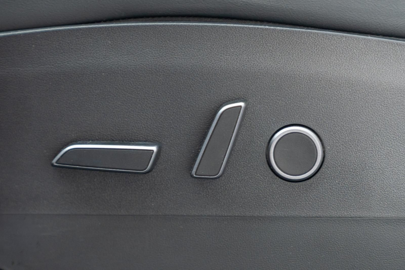 Tesla Model Y Max Range Dual AWD LED NAVI PANO foto 21