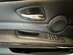 BMW 318 i Navi Leder PDC SHZ Panorama