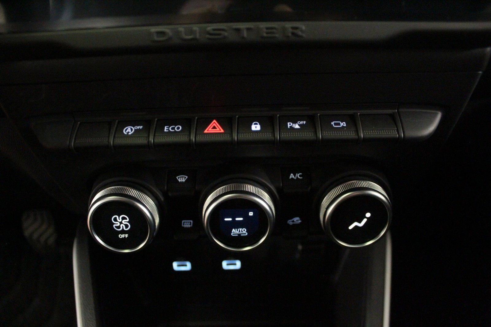 Fahrzeugabbildung Dacia Duster TCe130 *Prestige *Navi*Sitzhzg*Kamera