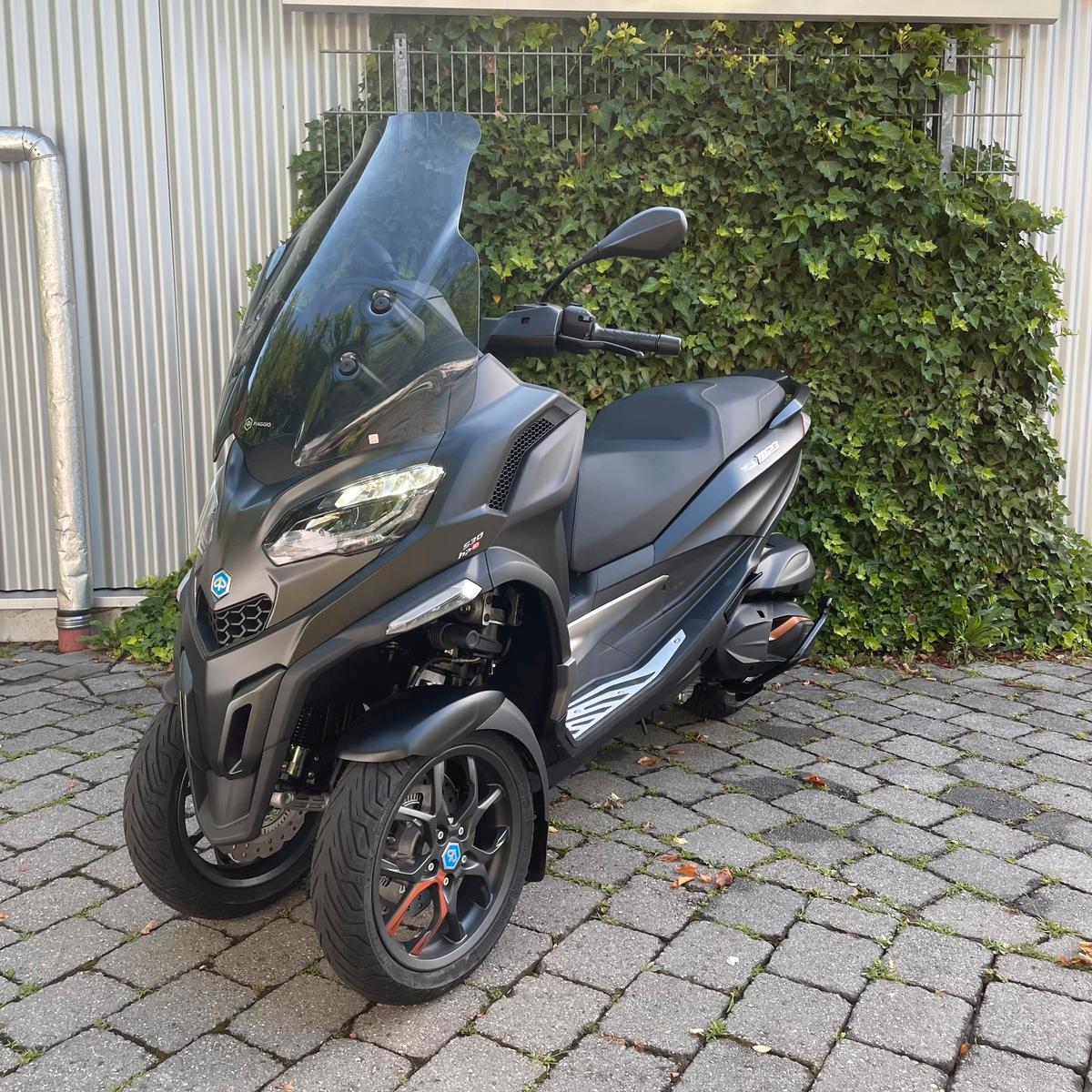 Piaggio MP3 530  E5+ MJ.25 Deut.Mod. inkl. 4J Garantie