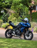 Triumph Tiger Sport 660 mit viel Zubehör