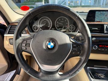 BMW 320 - 12