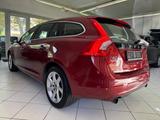 Volvo V60 Kombi Momentum *Navigation*PDC* - Volvo V60 in Frankfurt (Main)