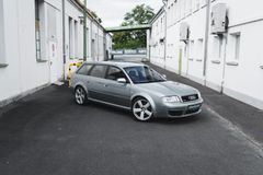 Fahrzeugabbildung Audi RS6 4.2 Handschalter *über 60k€ investiert*MwSt*