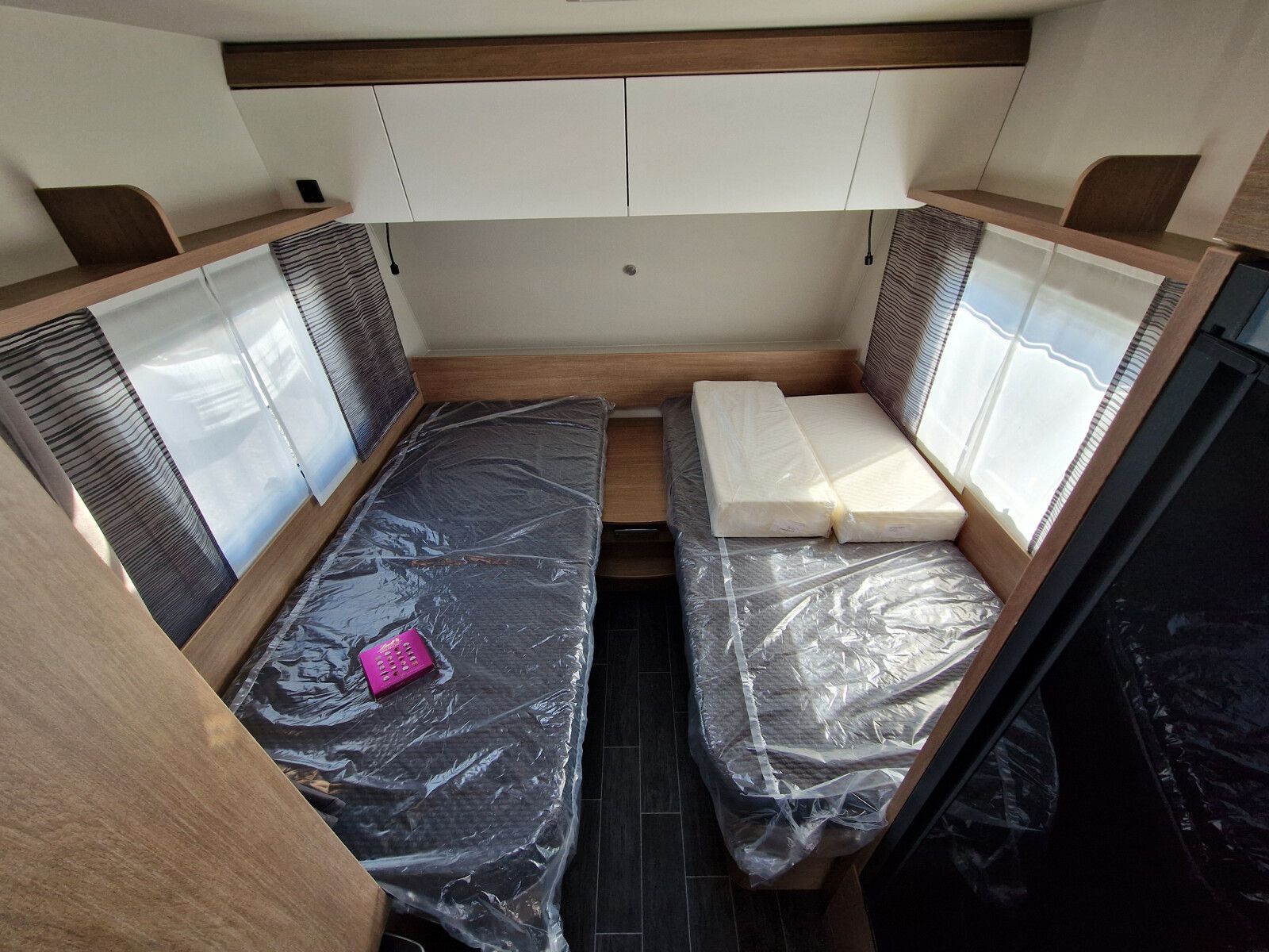 Fahrzeugabbildung Tabbert Senara 550E 2.3 2.000kg, Safety-Pack, Glattbl.