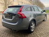 Volvo V60 Kombi Summum D4/LEDER/NAVI/XENON/ACC/STANDHZ - gebrauchte Volvo V60 aus dem Jahr 2017