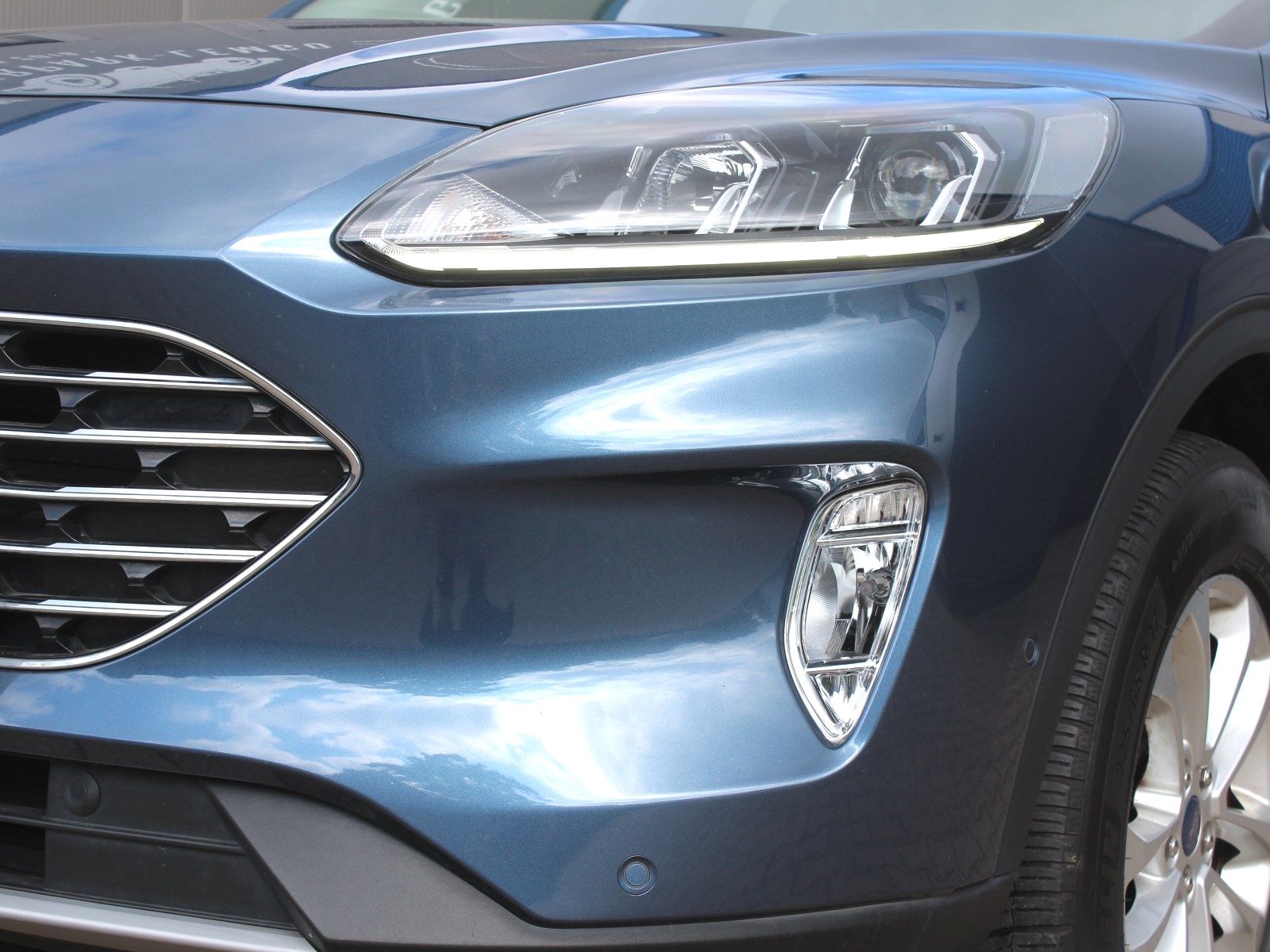 Fahrzeugabbildung Ford Kuga Plug-In Hybrid Titanium 2,5 Duratec