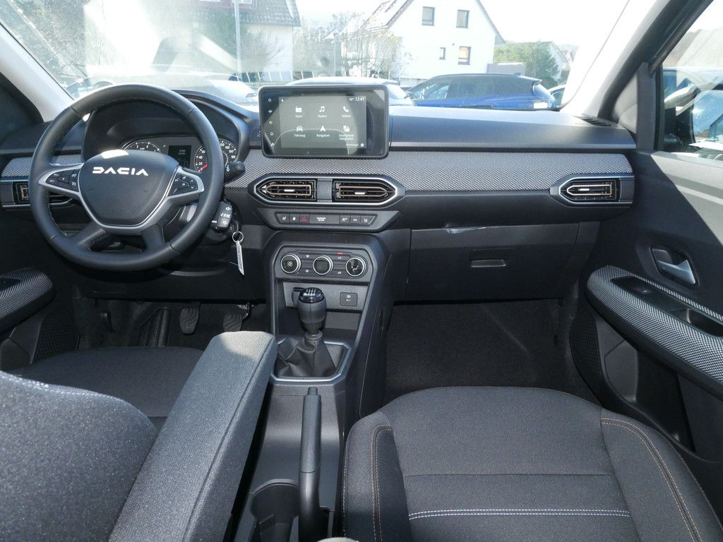 Fahrzeugabbildung Dacia Sandero Stepway Expression TCe 90