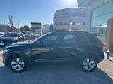 Andere VOLVO - XC40 - T2 Momentum pro manuale N1 - Andere mit Benzin-Antrieb: Multifunktionslenkrad, mit Klimaanlage