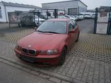 BMW 316ti Compact - BMW 316 aus 2001: Compact