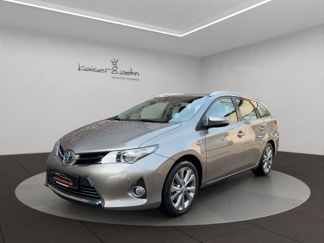 Toyota Auris 1.8 VVT-i Hybrid Touring Sports Executive