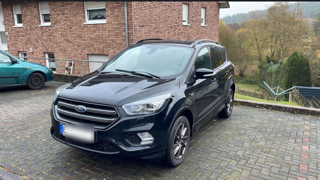 Ford Kuga 1,5 EcoBoost ST-Line | 8-fach be...