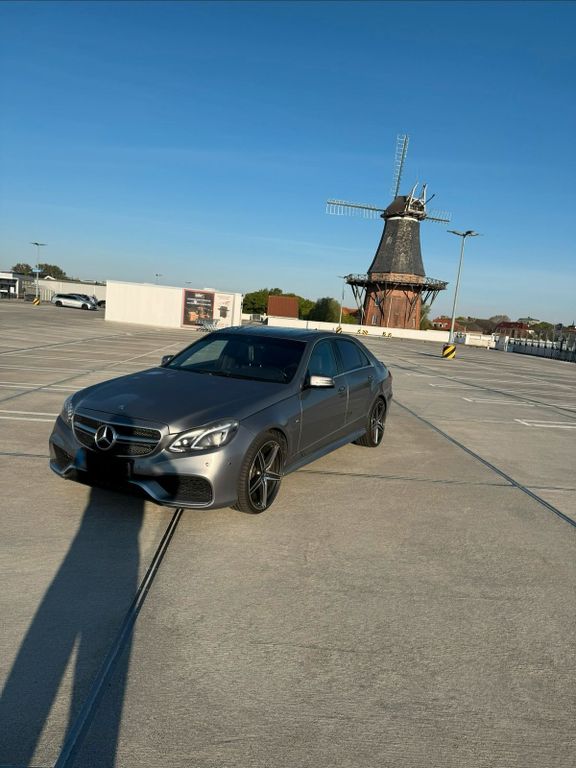 Image of Mercedes-Benz E 63 AMG
