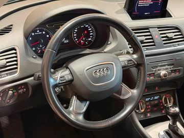 Audi Q3 - 11