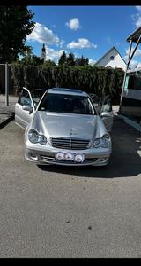 Mercedes-Benz 200 - Mercedes-Benz 200 aus 2005