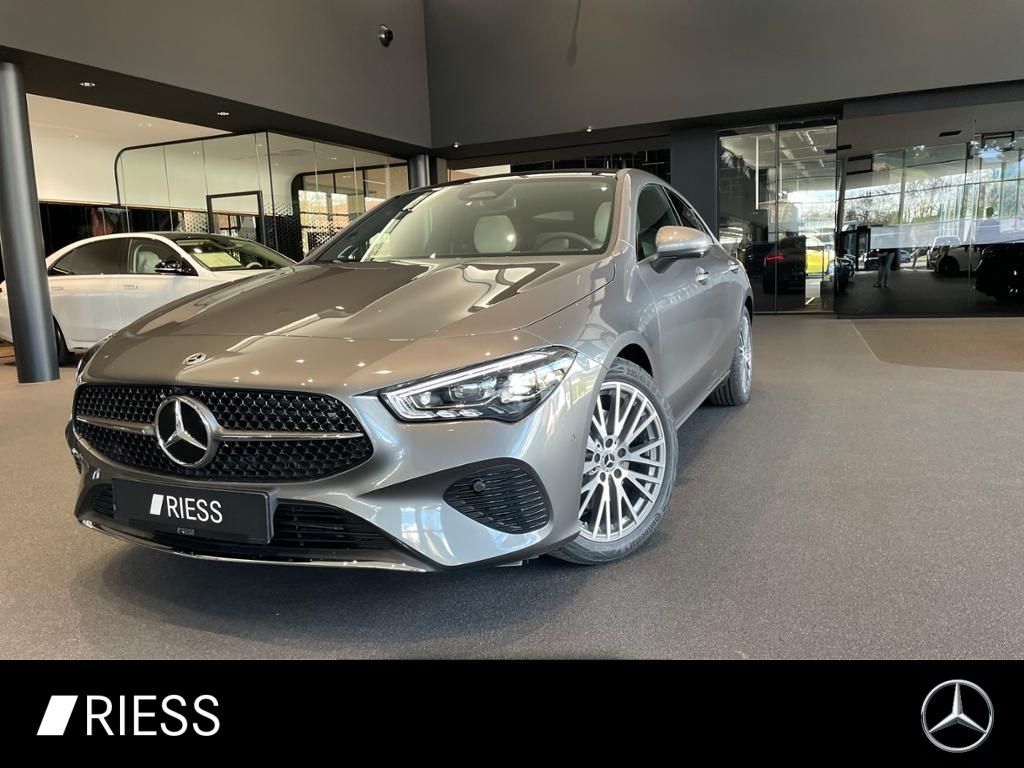 Mercedes-Benz CLA 220